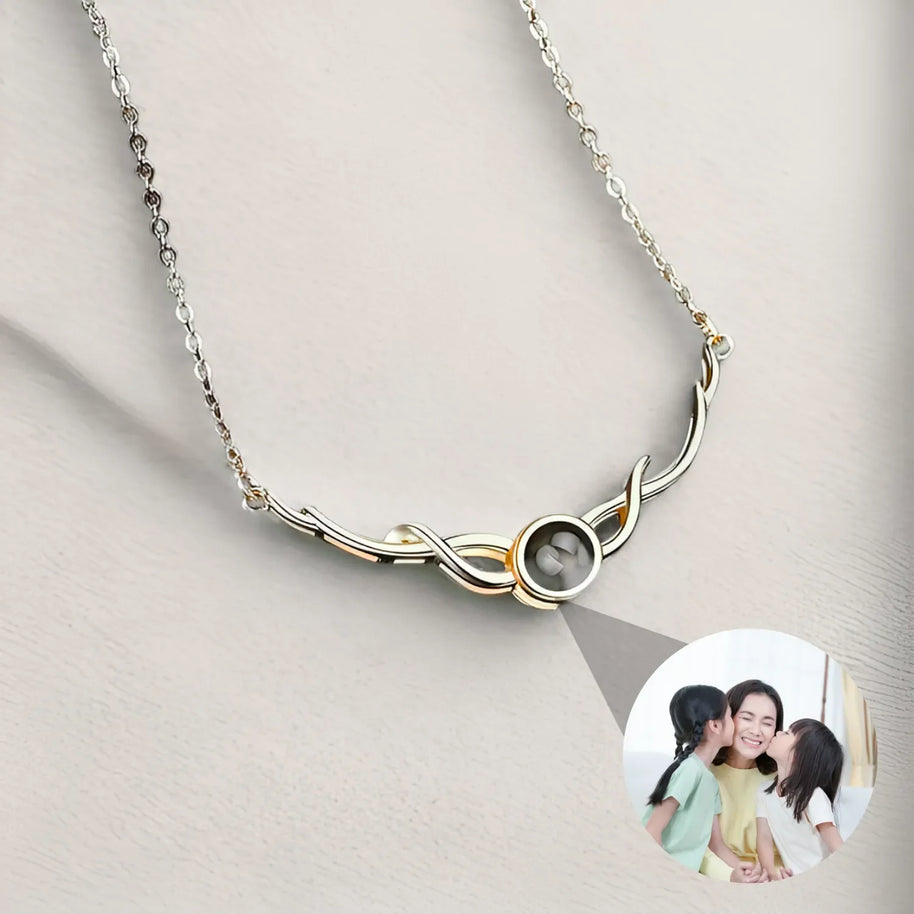 Serabloom - Deer Glow Necklace