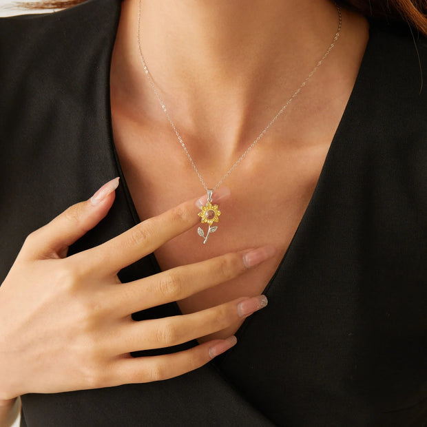 Serabloom - Flower Necklace