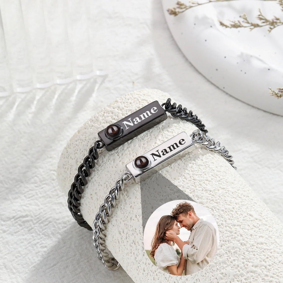 Serabloom - Cuban Name Bracelet