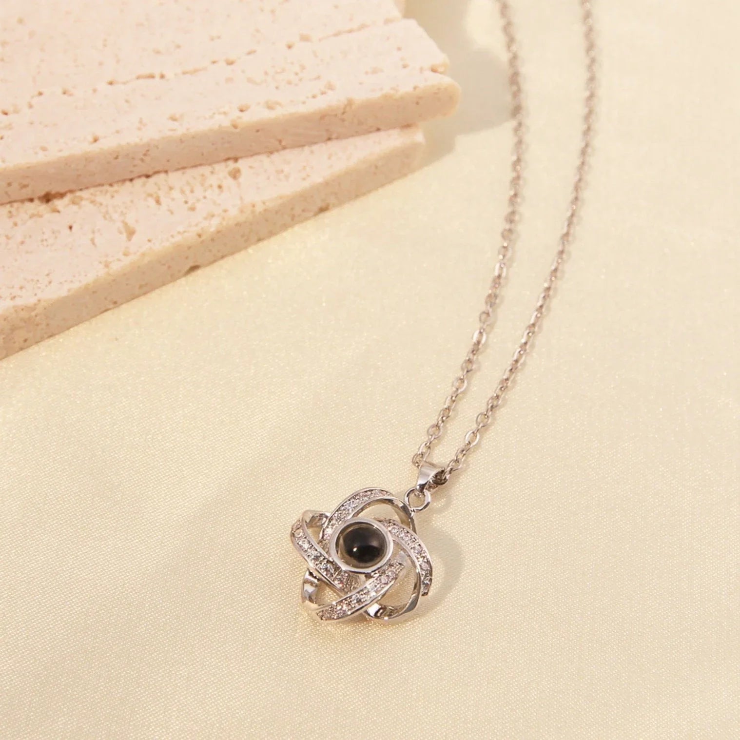 Serabloom - Wave Necklace
